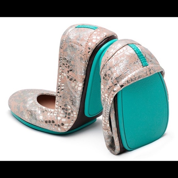 Tieks Shoes - Romantic Blush Tieks Size 8